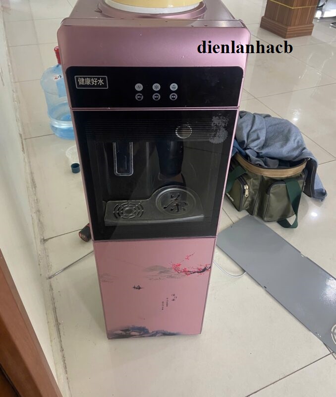 nhận sửa cây nước nóng lạnh tại Thanh Xuân