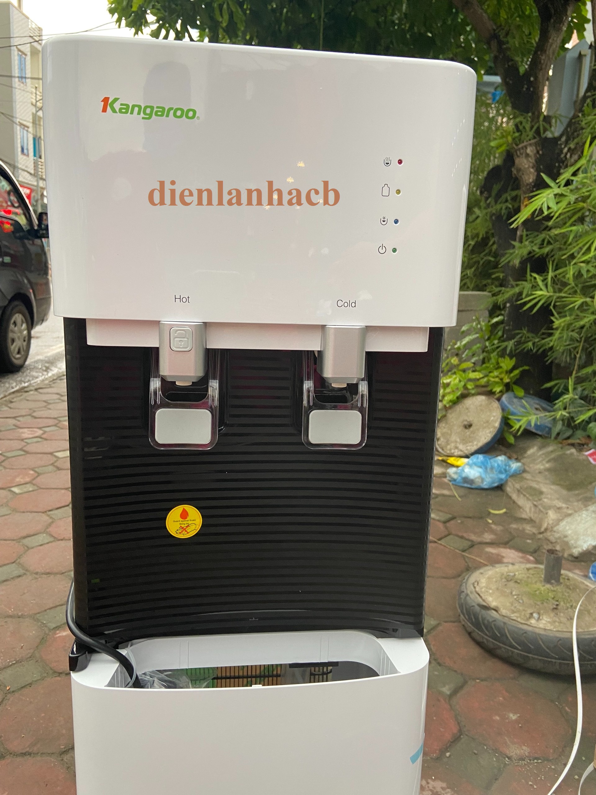 nhận sửa cây nước nóng lạnh tại Đống Đa