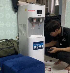 sửa chữa cây nước nóng lạnh sunhouse