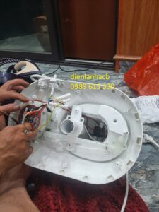 sua ban la hoi nuoc tai nha