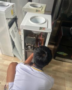 sửa cây nước nóng lạnh tại hà đông