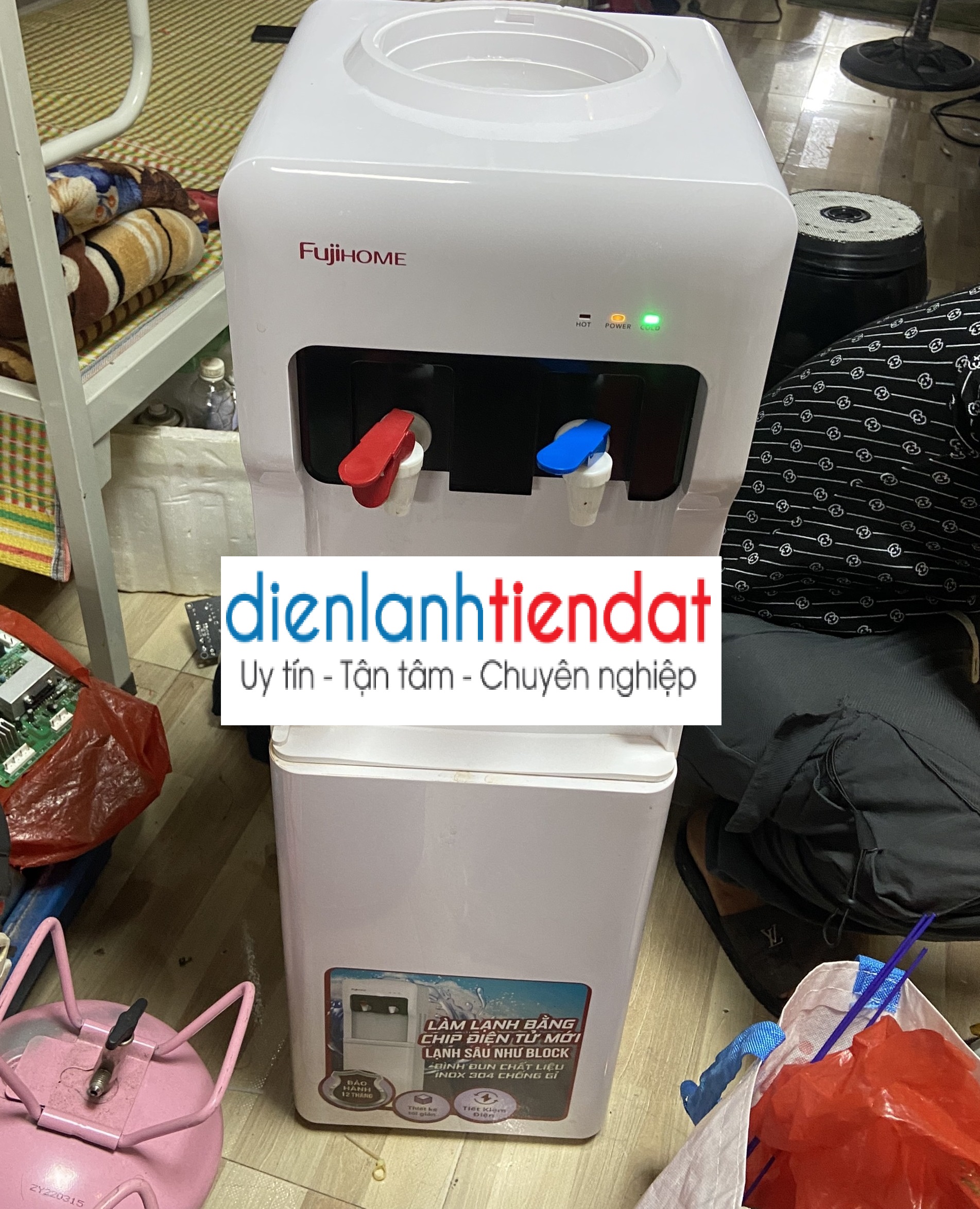 sua-cay-nuoc-nong-lanh-tai-ngoai-giao-doan-1