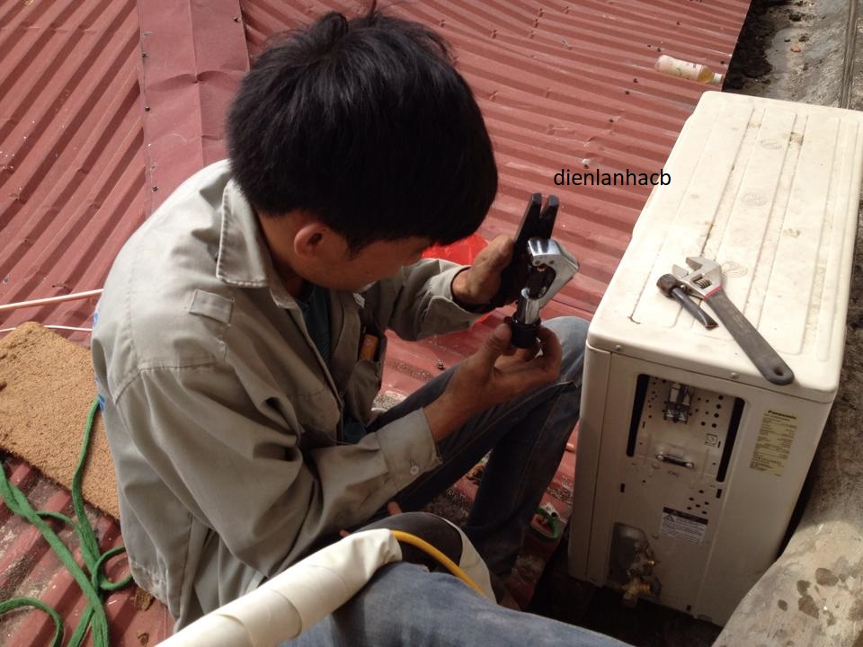 sửa điều hoà tại hà nội giá rẻ, linh kiện chính hãng
