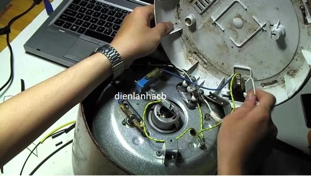 sửa nồi cơm điện tại hà đông